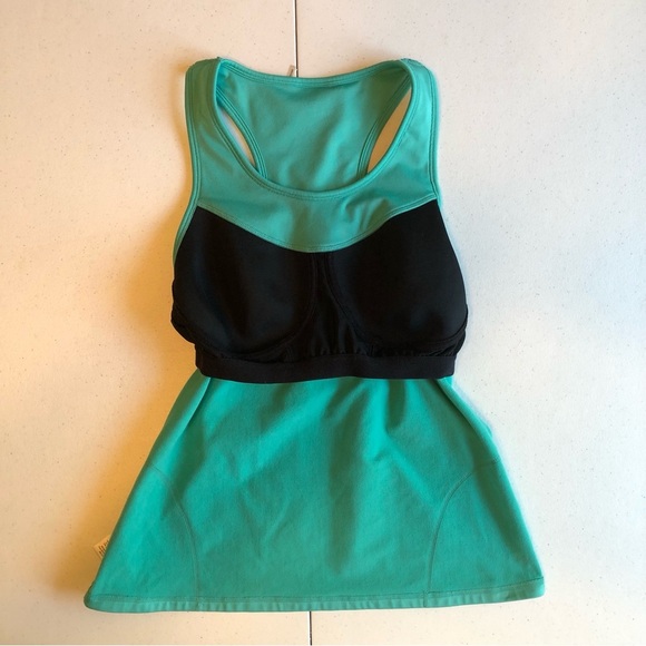 Athleta Women's Green Athletic Tank Top Size M - Picture 6 of 7